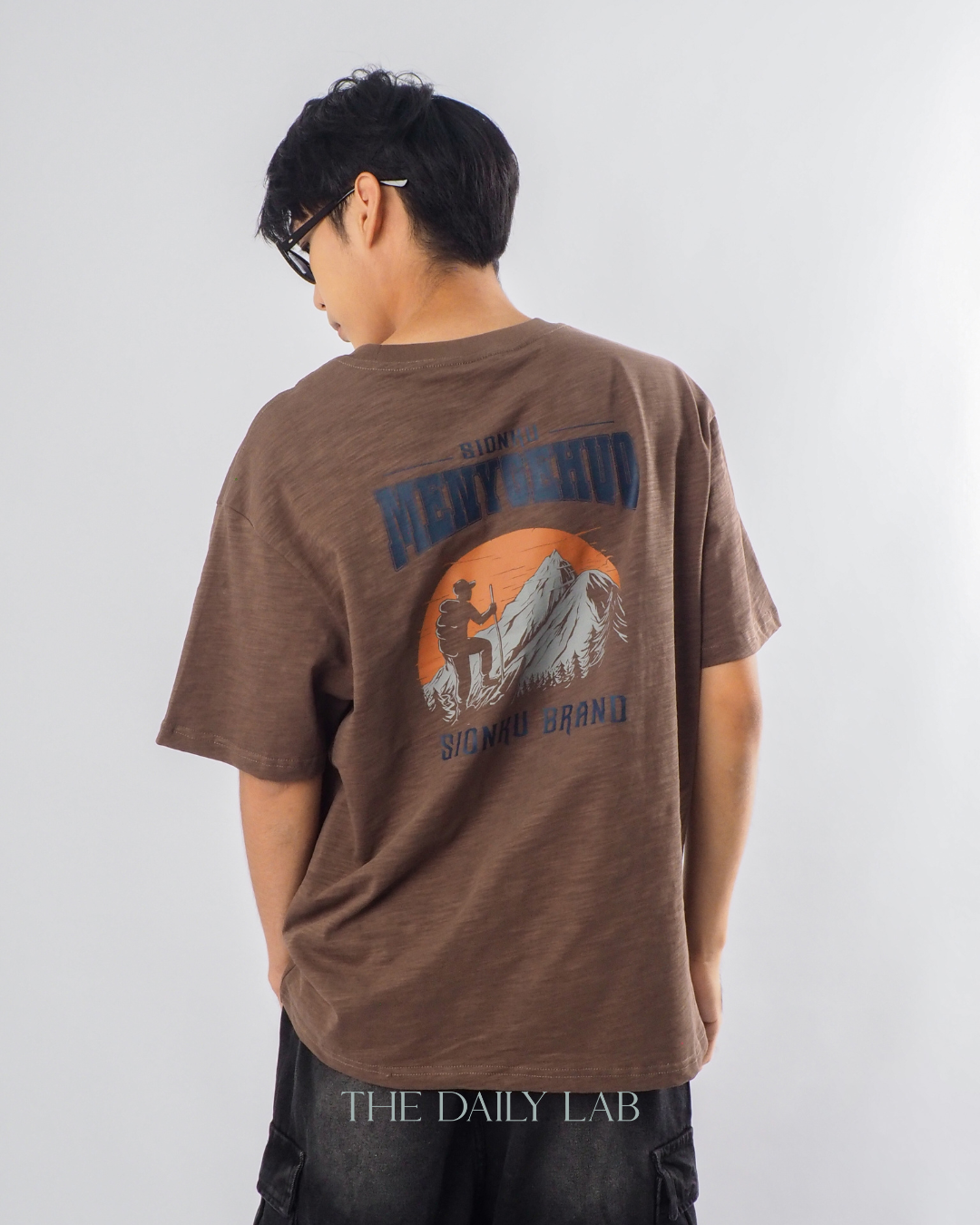American Style Casual T-Shirt in Brown