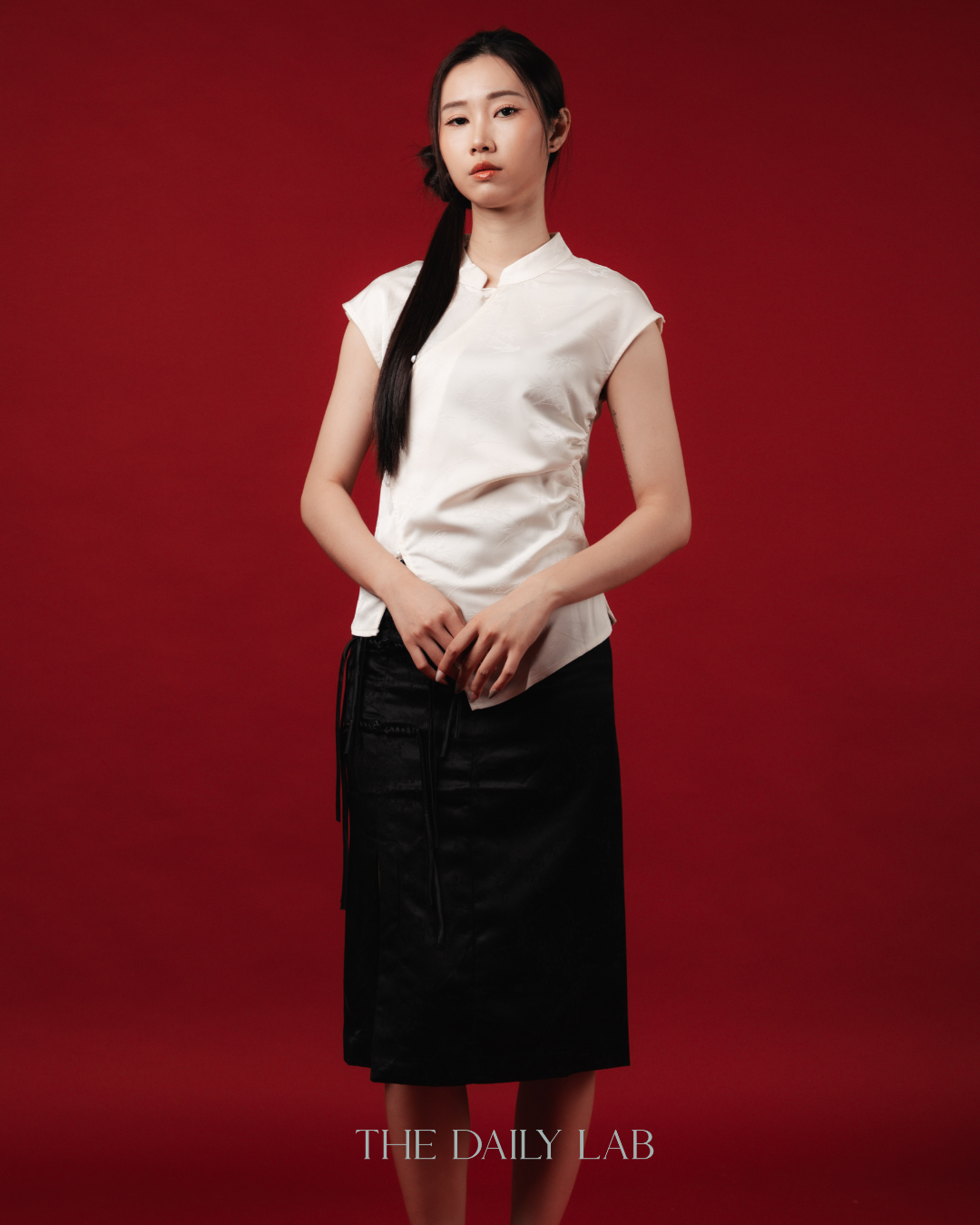 Ivory Line Stand-Collar Qipao Top (In-Stock)