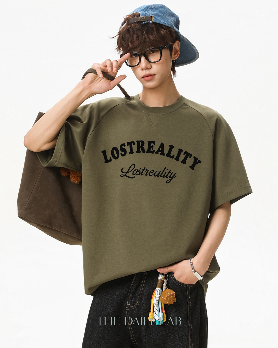 Lost Reality Vintage Graphic Tee in Green