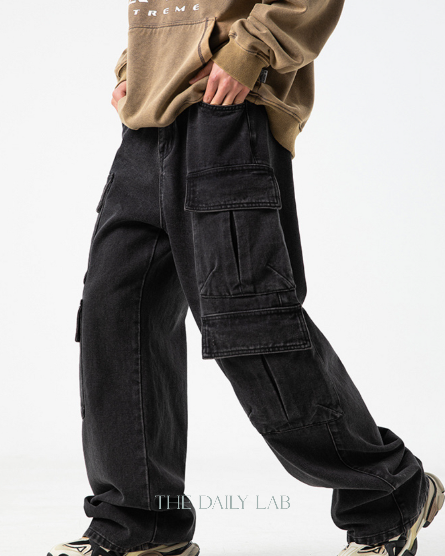 Washed Vintage Denim Pants in Black