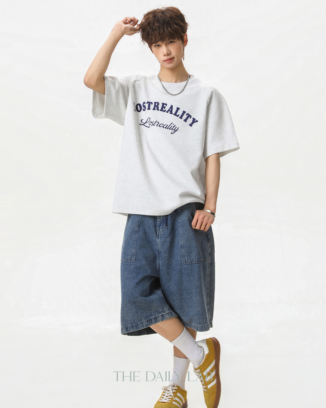 Lost Reality Vintage Graphic Tee in Light Grey
