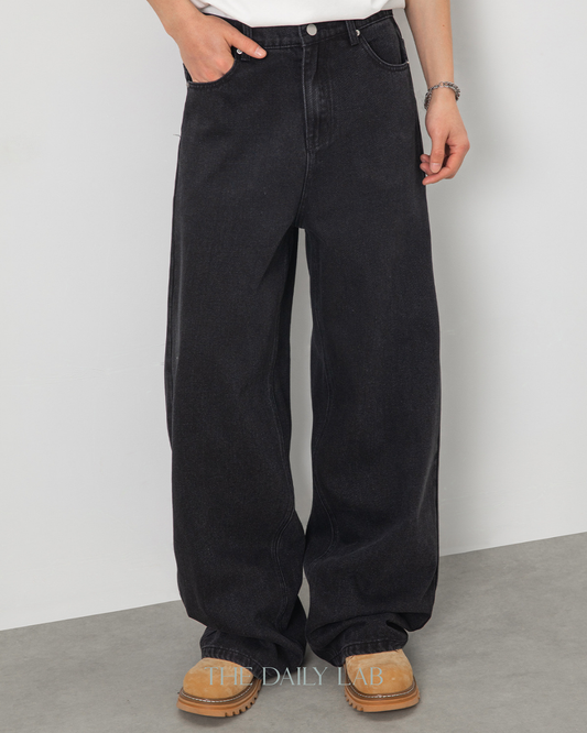 Fade Street Denim Pants in Black