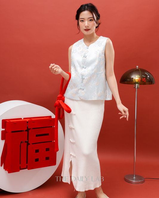 Retro Knit Long Skirt in White