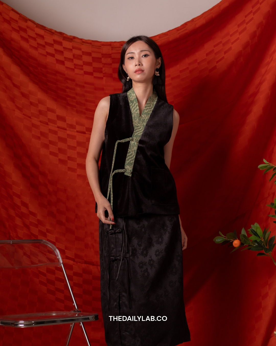 Jade Knot Tang Vest
