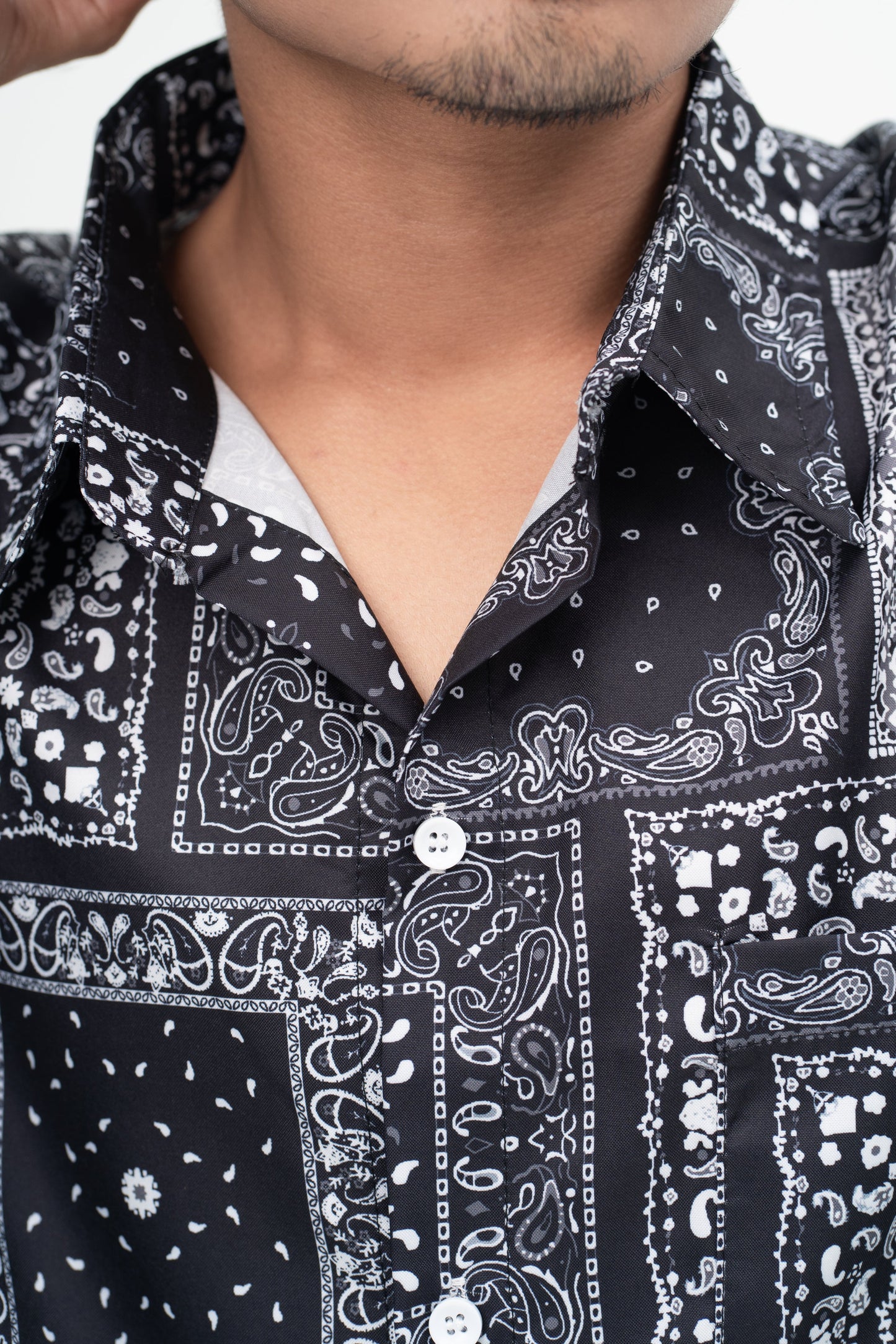 Qawi Polo Shirt in Black (Size M)