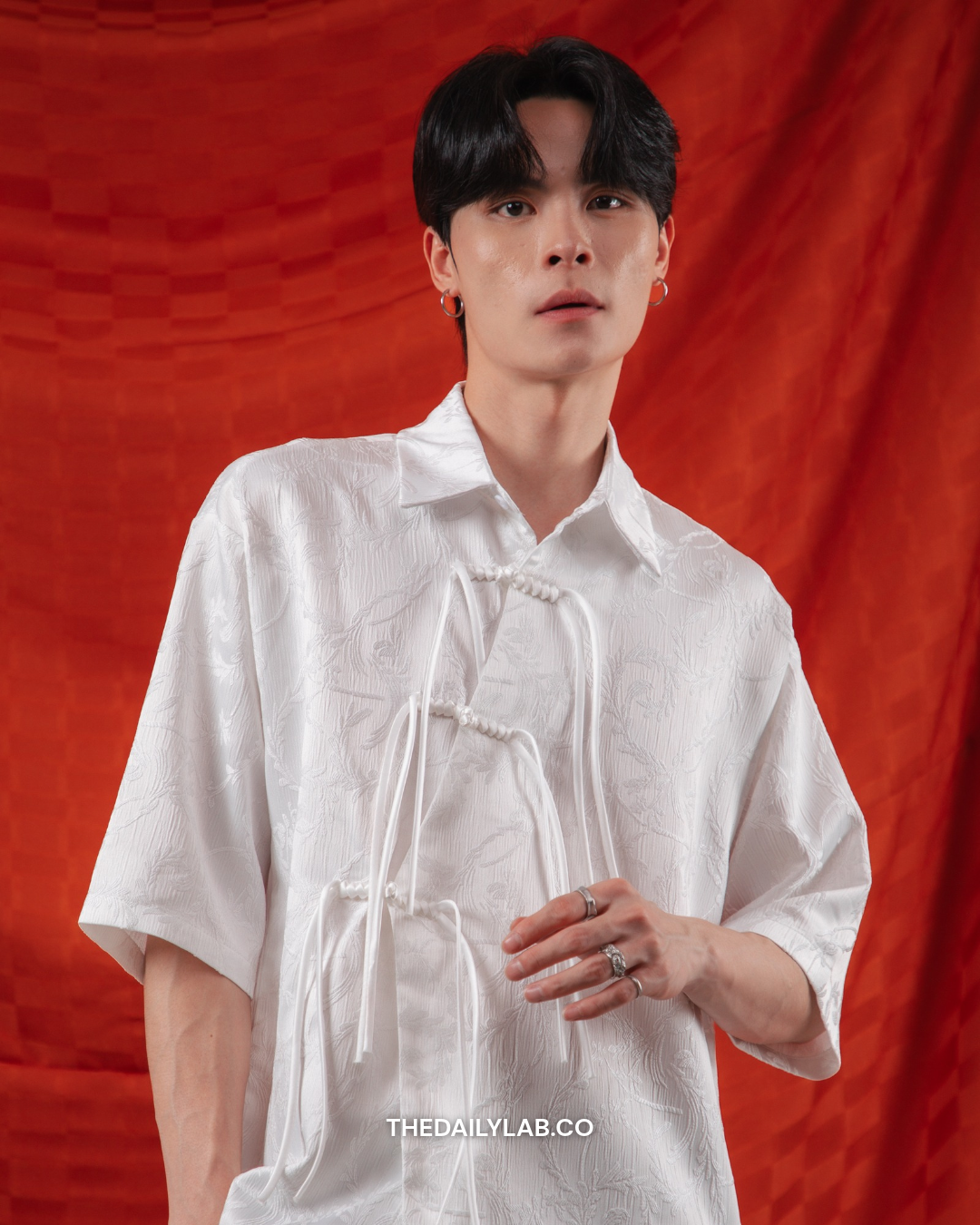 Floral Knot Tang Shirt in White