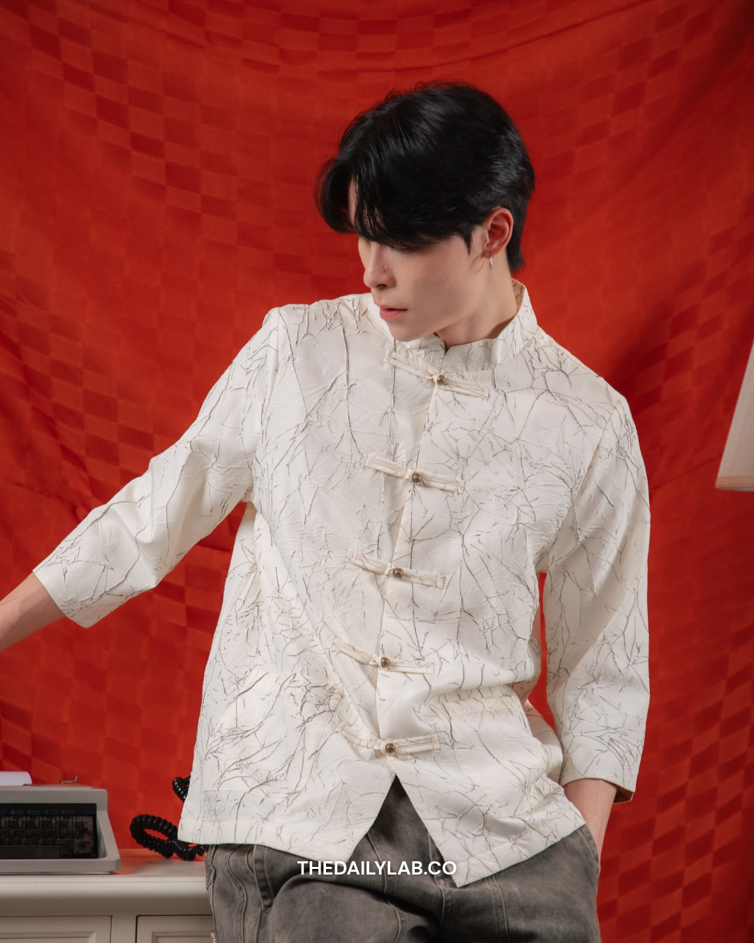 Crinkle Heritage Tang Shirt in White