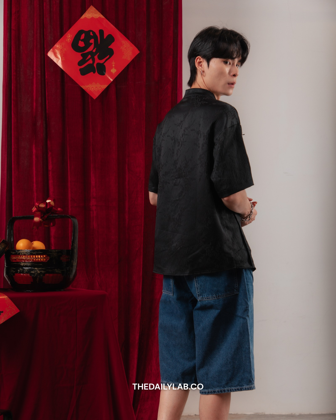 Vintage Jacquard Tang Shirt in Black