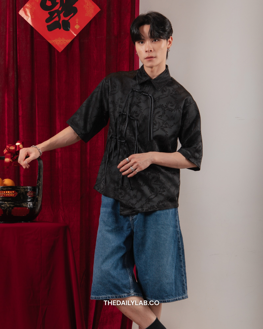 Floral Knot Tang Shirt in Black