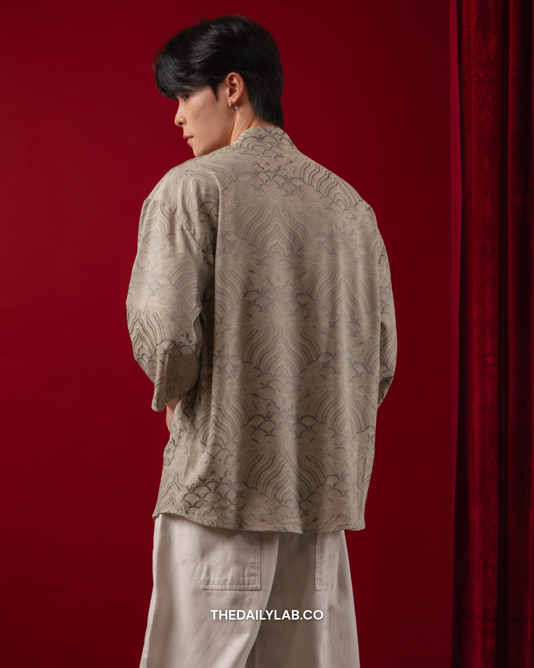 Midnight Wave Tang Shirt in Silver