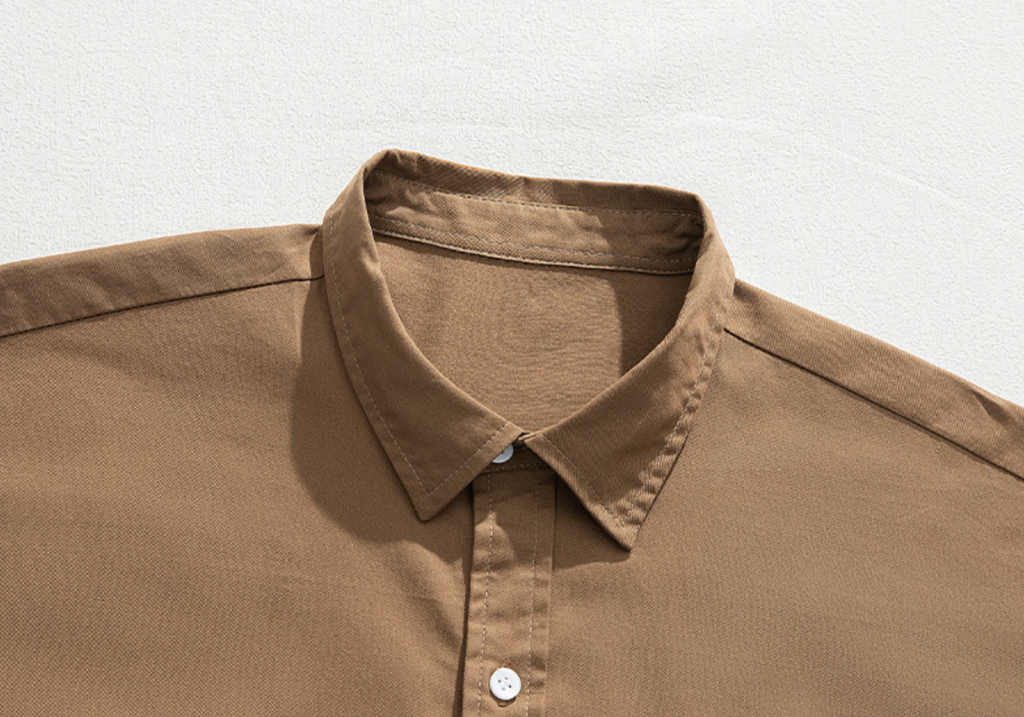 Vintage Buttoned Shirt in Brown