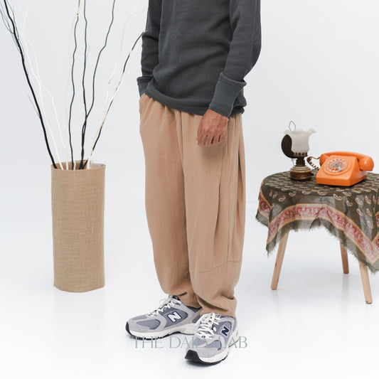 Linen Relaxed Pant in Brown