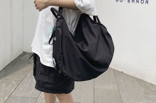 Large Capacity Bag in Black (Pre-Order)